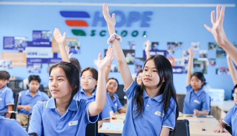 Tập huấn về Giới và Bình Đẳng giới cho 35 em học sinh tại trường Tiểu học, THCS & THPT Hy Vọng (Đà Nẵng)